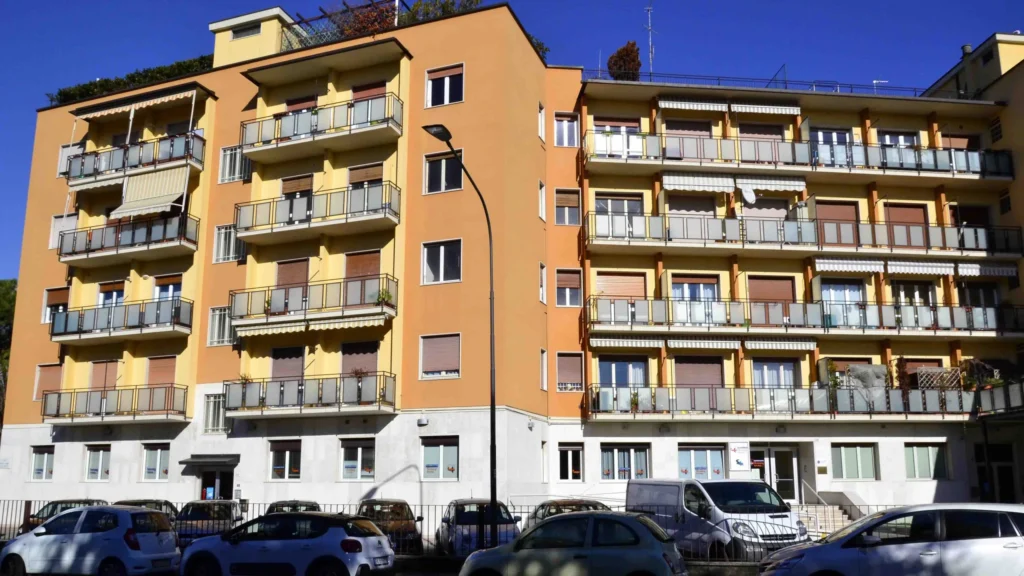 avviso amministratore trasloco agosto
